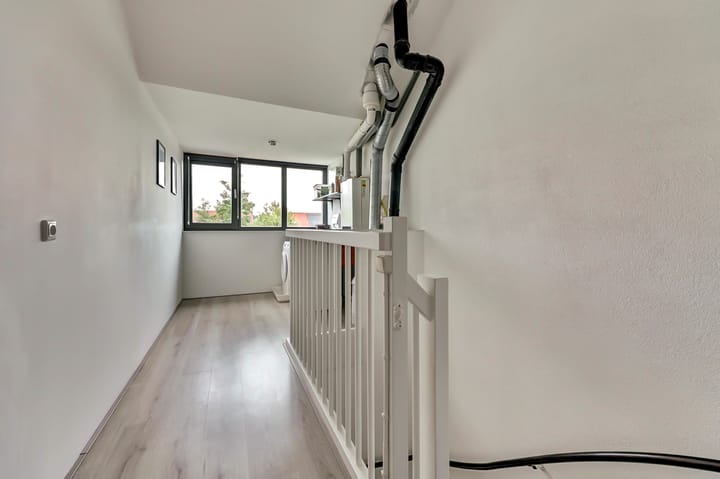 Photo 26 of Smidshamer 8