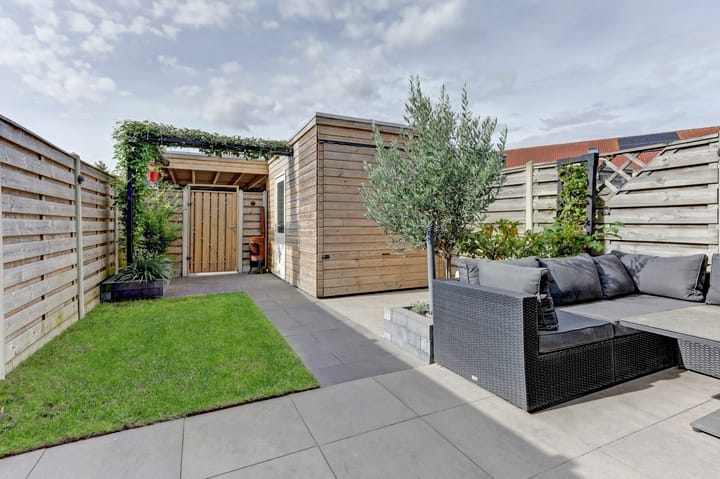 Photo 36 of Smidshamer 8