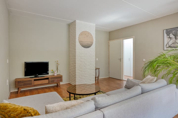 Foto 11 van Pastoor de Kroonstraat 122