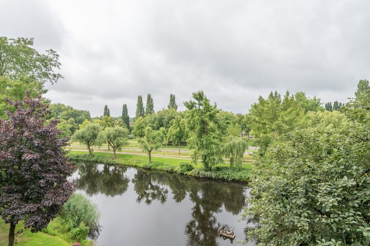 Photo 12 of Johannes Poststraat 138