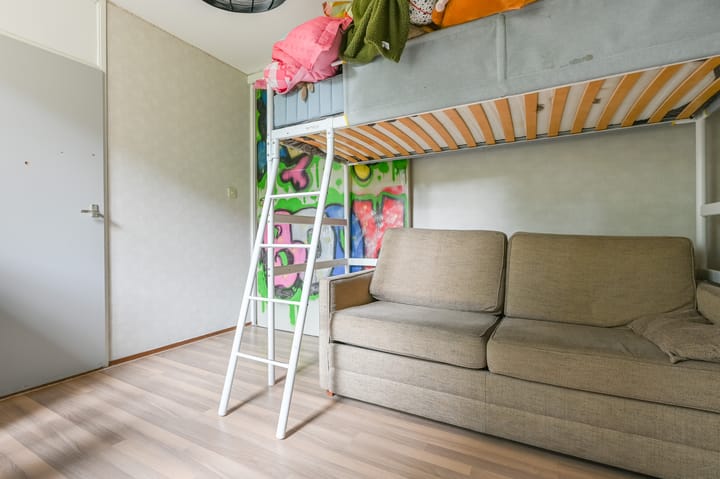 Photo 16 of Johannes Poststraat 138