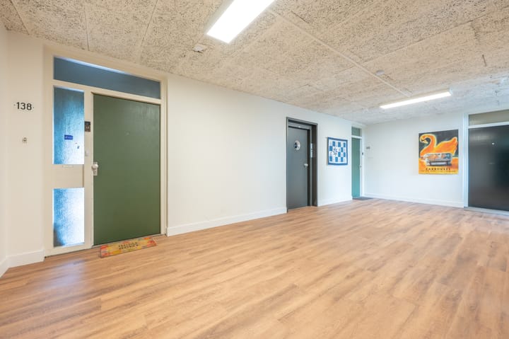 Photo 20 of Johannes Poststraat 138