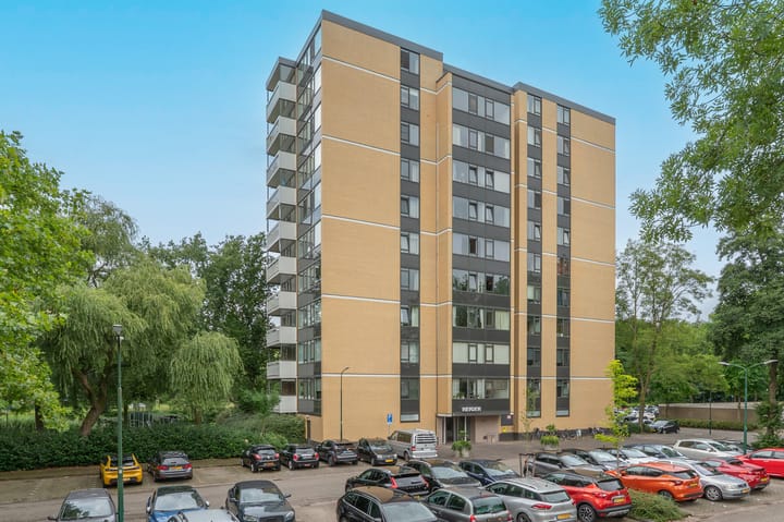 Photo 24 of Johannes Poststraat 138