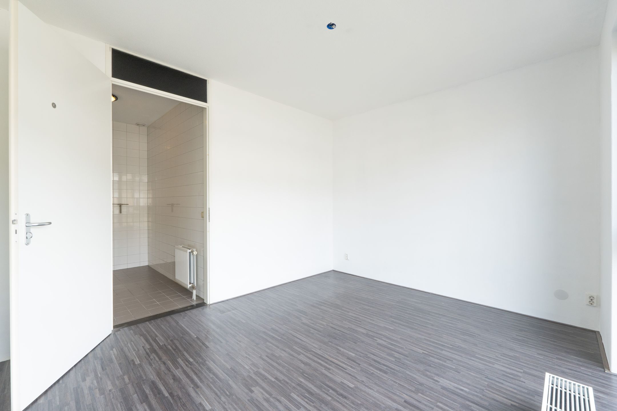 Foto 18 van Bouwe Landlaan 84