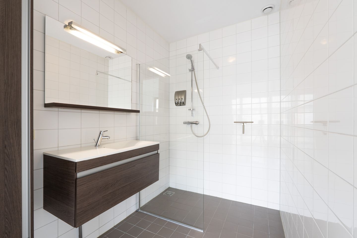 Foto 20 van Bouwe Landlaan 84