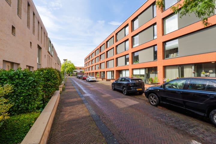 Foto 28 van Bouwe Landlaan 84