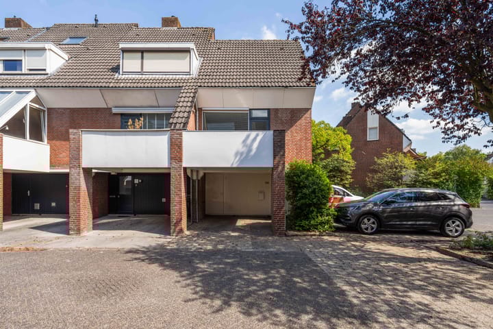 Foto 1 van Leukerhof 36