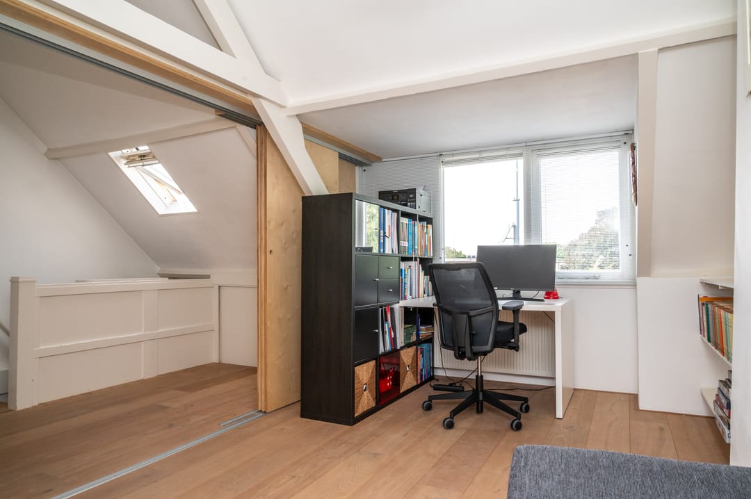 Foto 37 van van Beethovenstraat 37