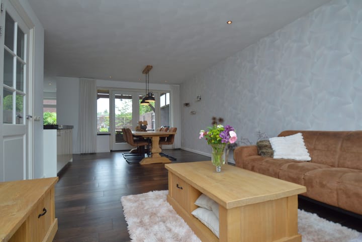 Photo 3 of Tamboer 10