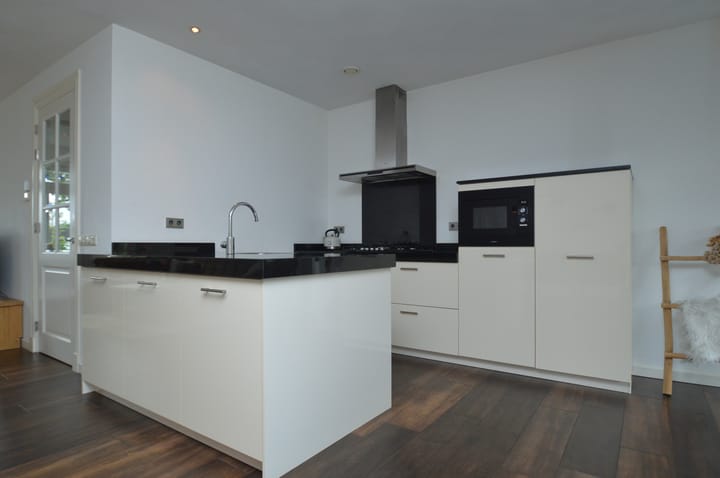 Photo 5 of Tamboer 10