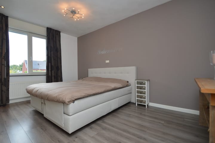 Photo 18 of Tamboer 10