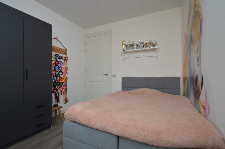 Photo 22 of Tamboer 10