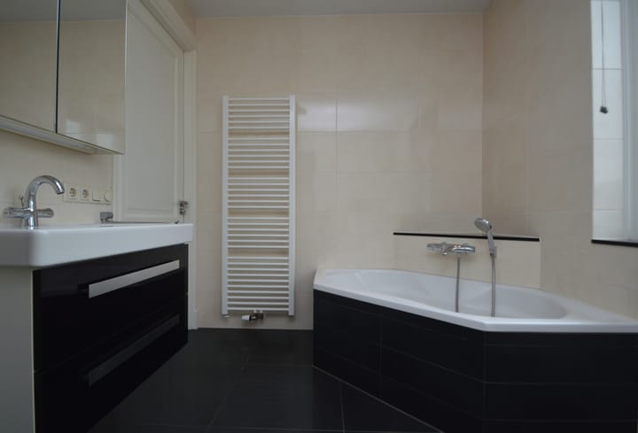 Photo 26 of Tamboer 10