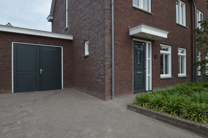 Photo 40 of Tamboer 10