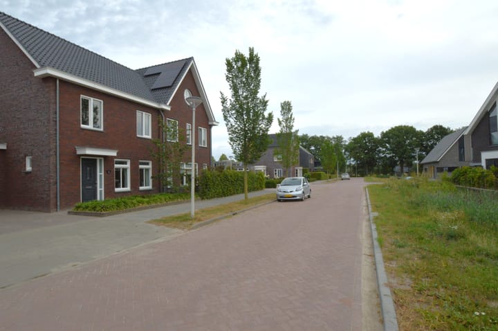 Photo 41 of Tamboer 10