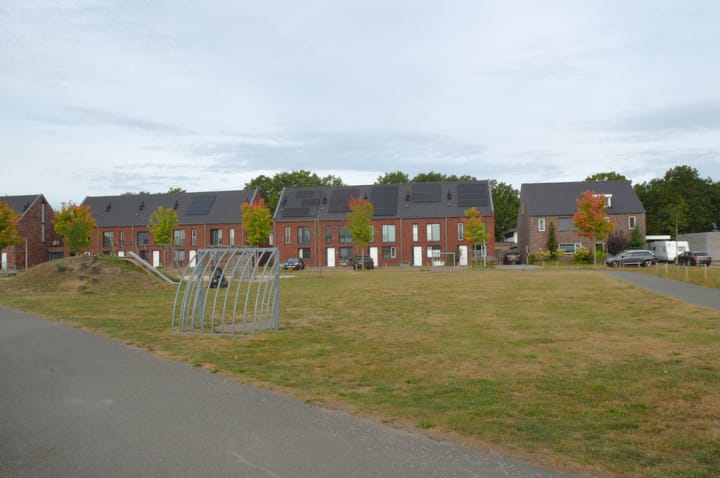 Photo 43 of Tamboer 10