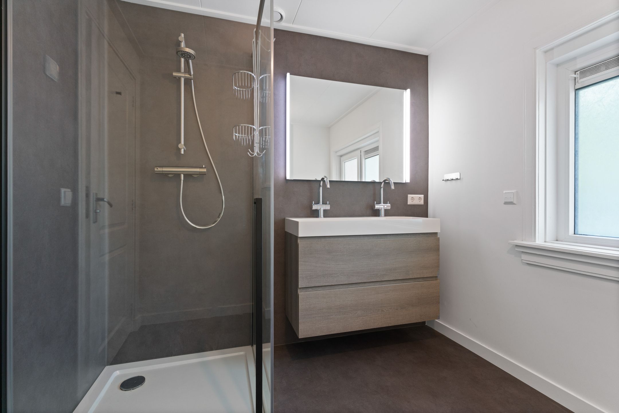 Foto 33 van Molenstraat 24