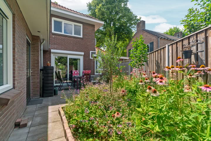 Foto 42 van Molenstraat 24