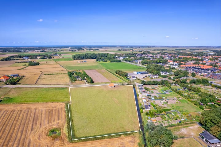 Westerweg 11, Den Burg