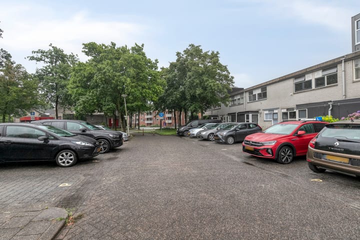 Foto 28 van Count Basiestraat 3