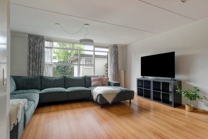 Foto 3 van Count Basiestraat 3