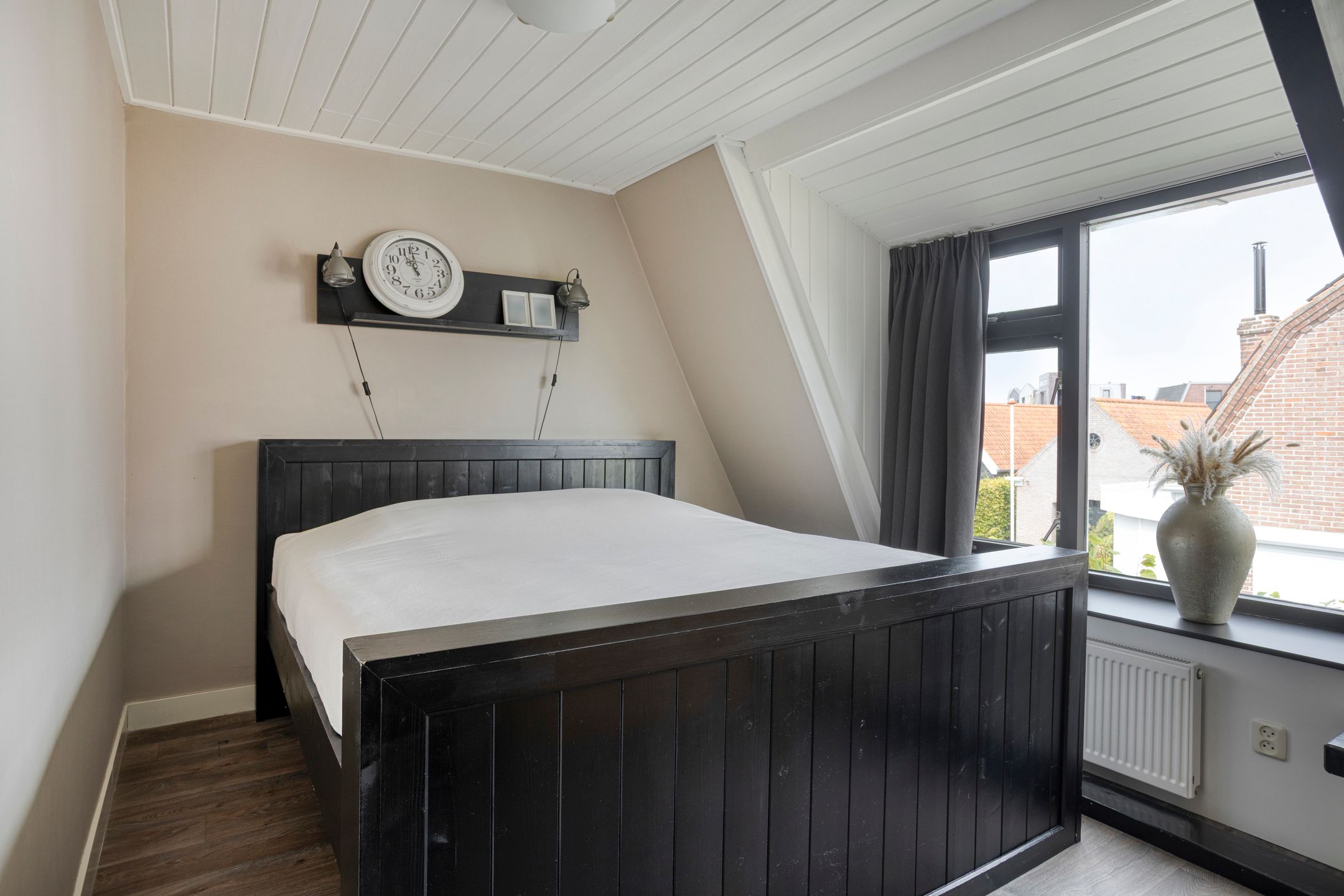 Foto 15 van Burgemeester Hagelaan 18