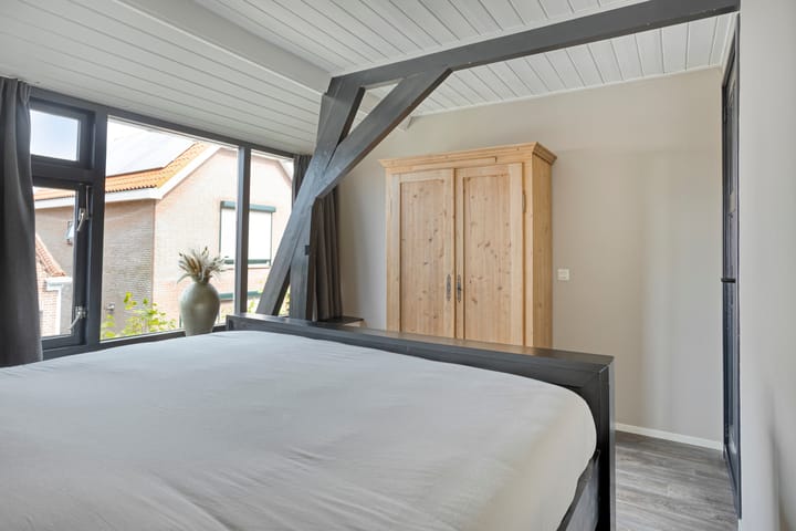 Photo 16 of Burgemeester Hagelaan 18