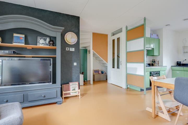 Foto 6 van Robert Stirlingstraat 15