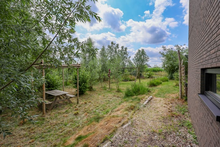 Foto 31 van Robert Stirlingstraat 15