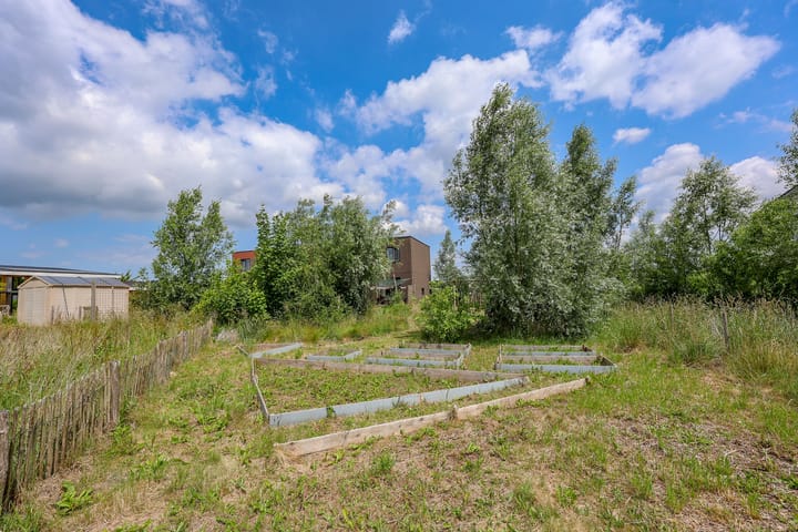 Foto 33 van Robert Stirlingstraat 15