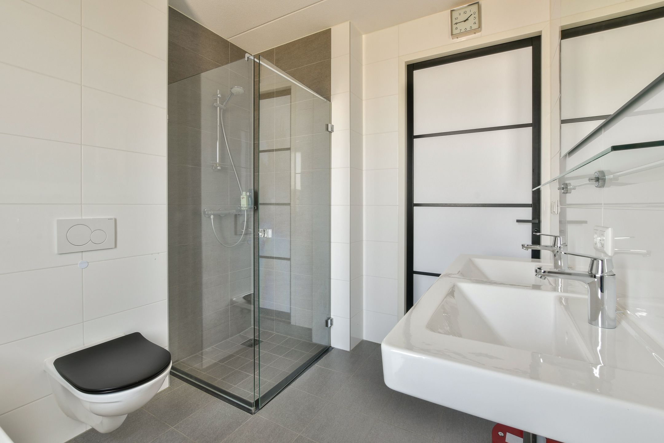 Photo 21 of Duintopstraat 6