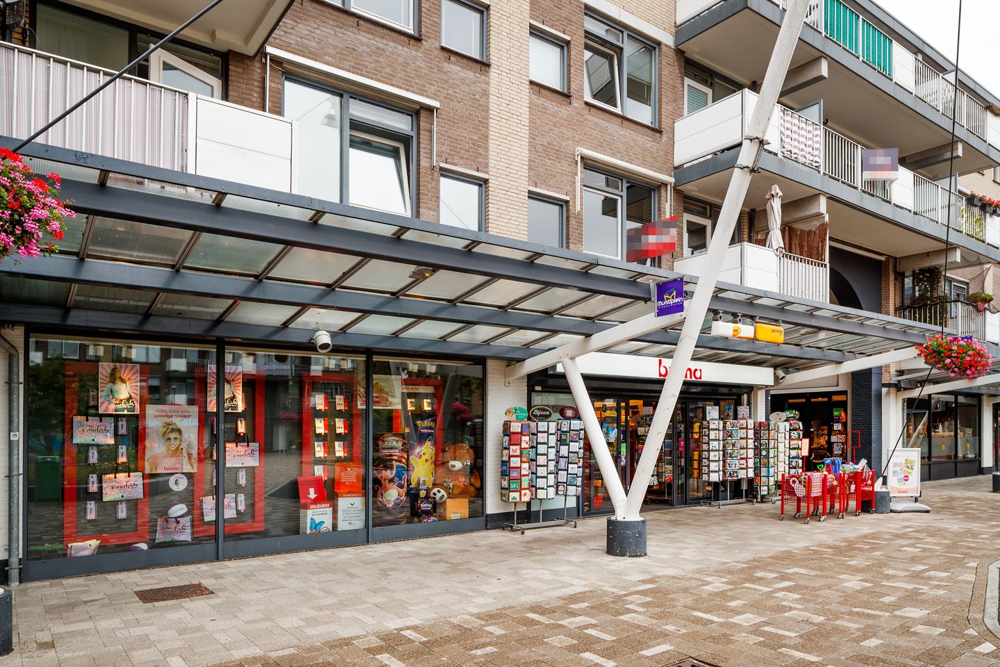 Bekijk foto 2 van Muntplein 31