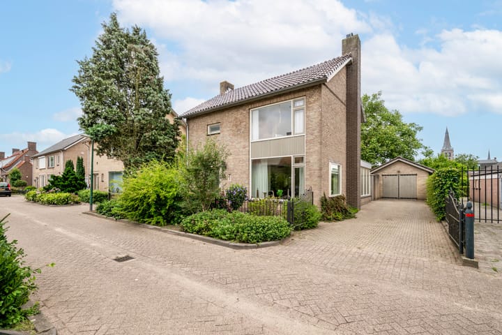 Photo 5 of Schoolstraat 4