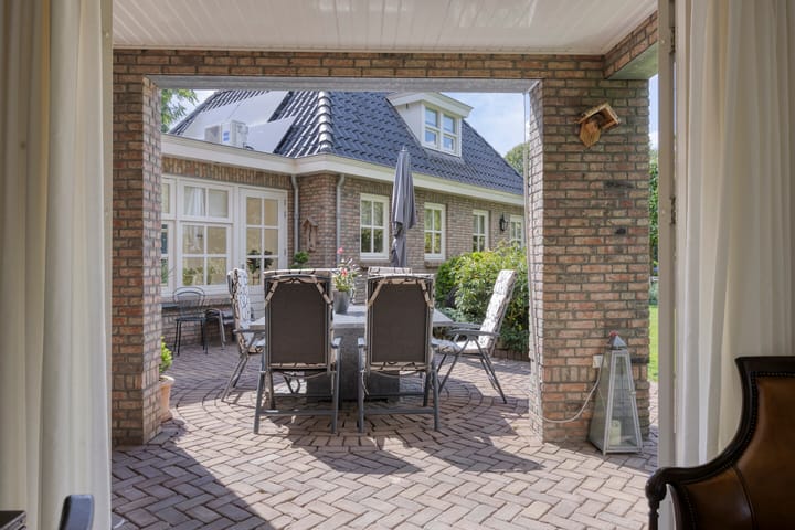 Foto 13 van Jasmijn 16