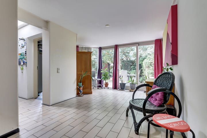 Foto 13 van Rosenburglaan 275