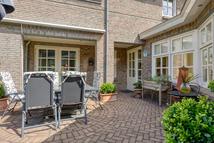 Foto 54 van Jasmijn 16