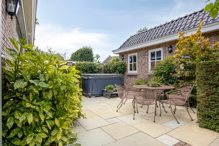 Foto 59 van Jasmijn 16