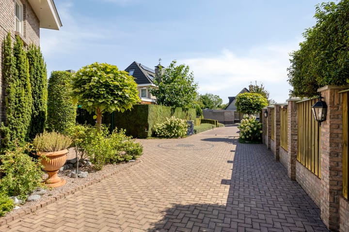 Foto 69 van Jasmijn 16