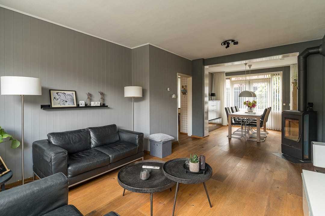 Photo 2 of Herbert van Puttenweg 11