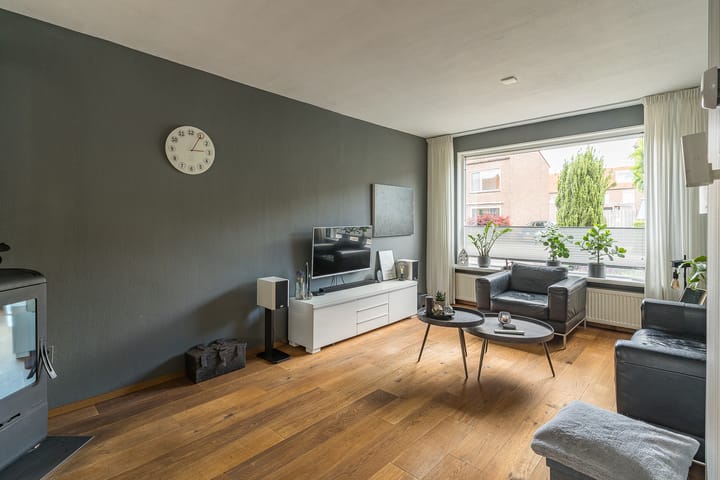 Foto 7 van Herbert van Puttenweg 11