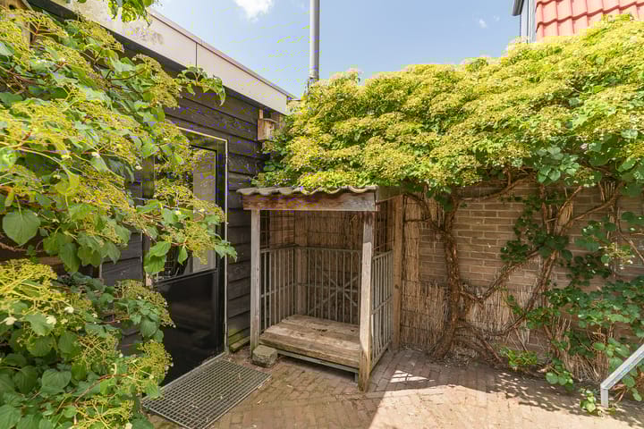 Foto 31 van Herbert van Puttenweg 11