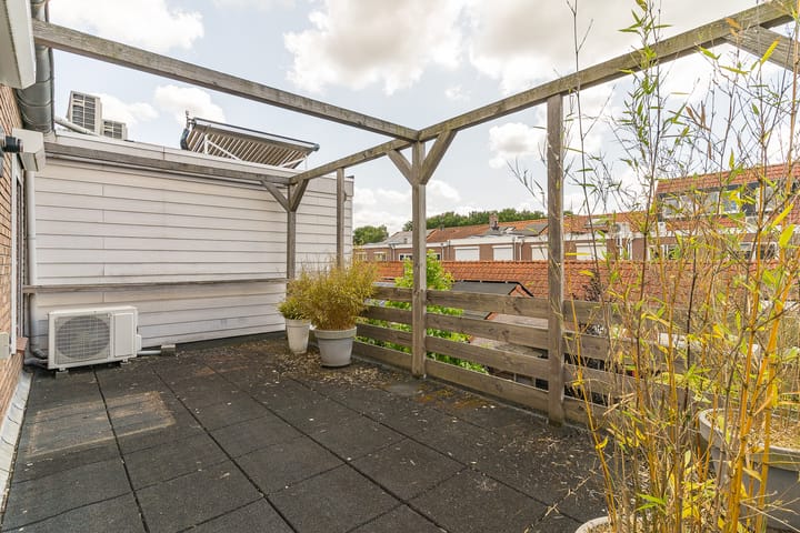 Foto 36 van Herbert van Puttenweg 11