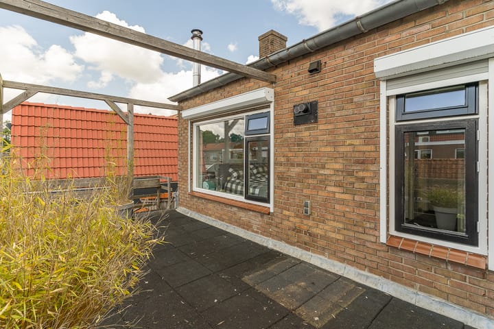 Foto 37 van Herbert van Puttenweg 11