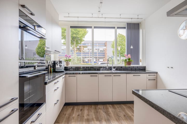 Foto 2 van Hazerswoudestraat 111