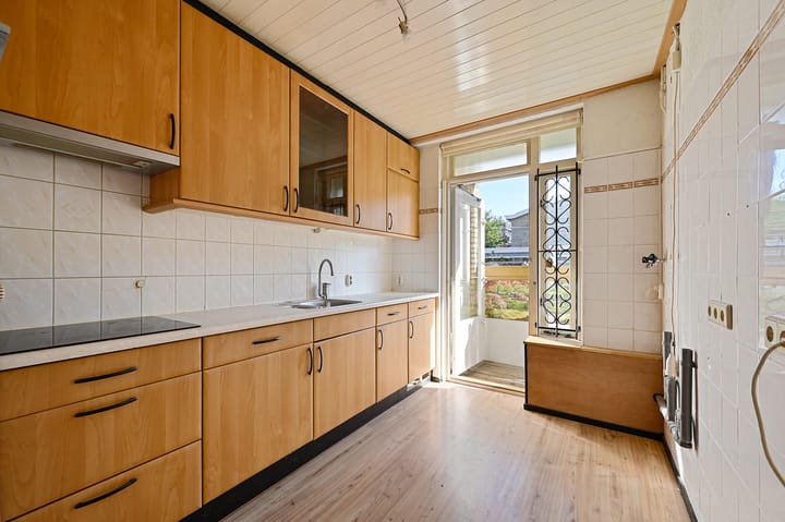 Foto 24 van Professor Casimirstraat 2