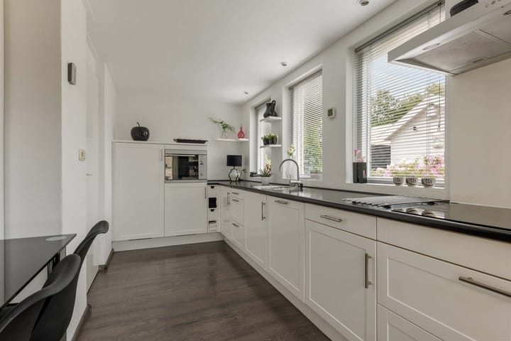 Foto 3 van Windshoek 12