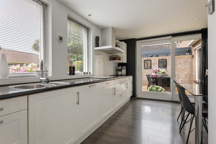 Foto 11 van Windshoek 12