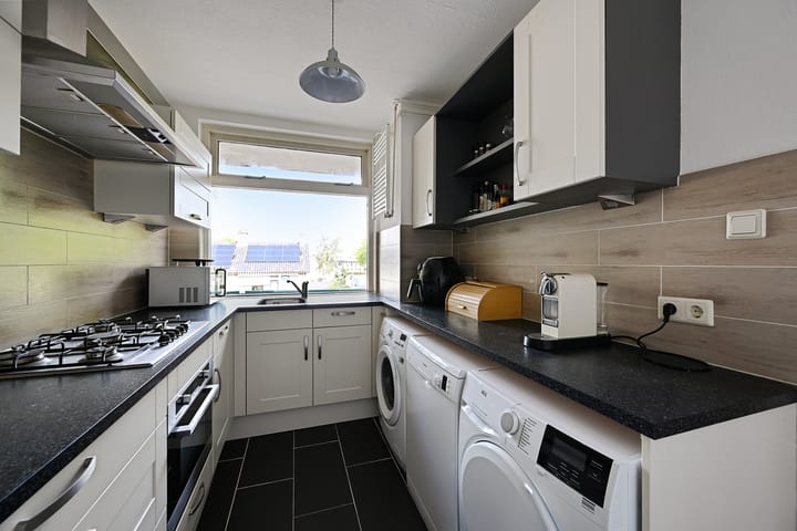 Photo 13 of ten Katestraat 12