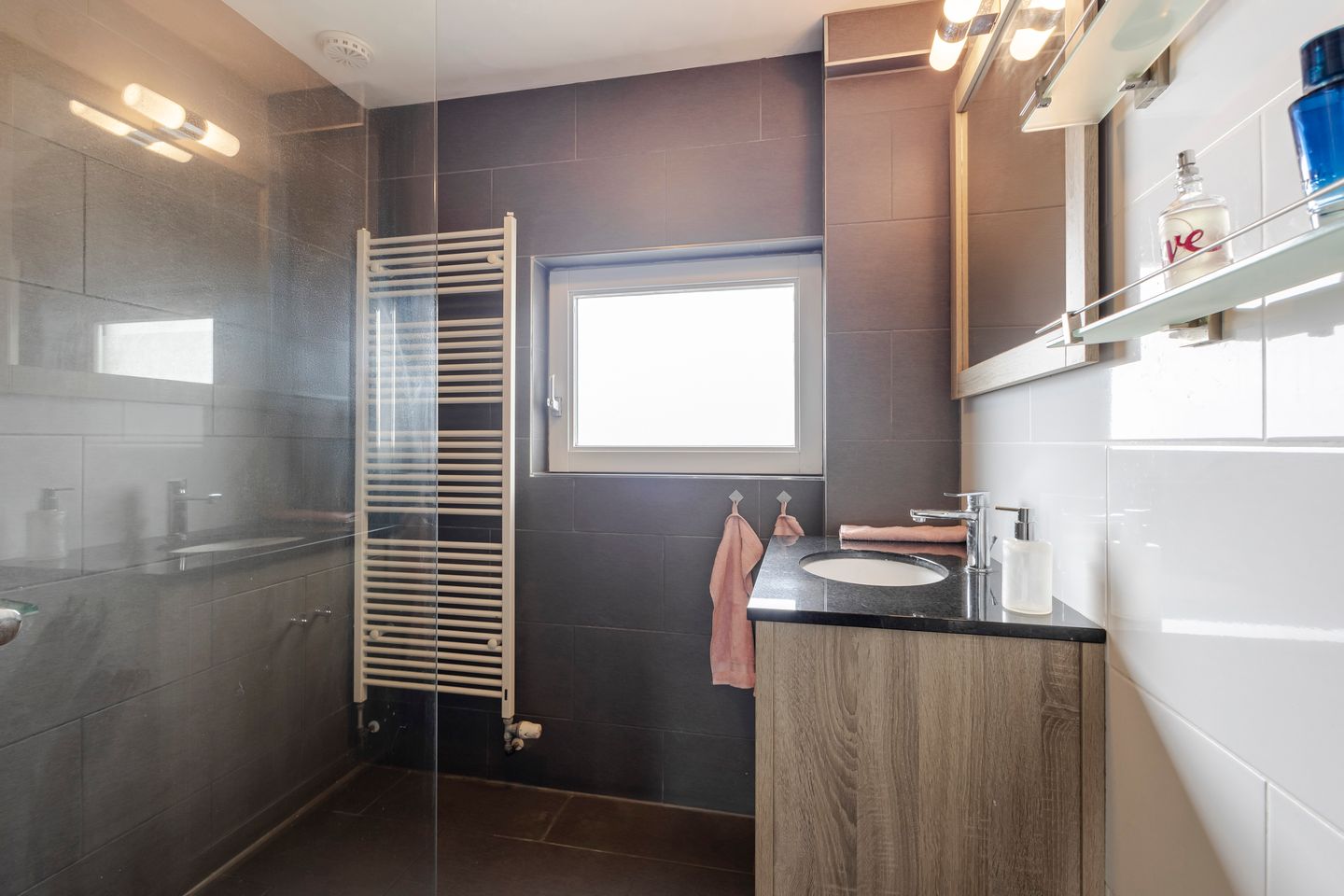 Photo 25 of Notenlaan 87