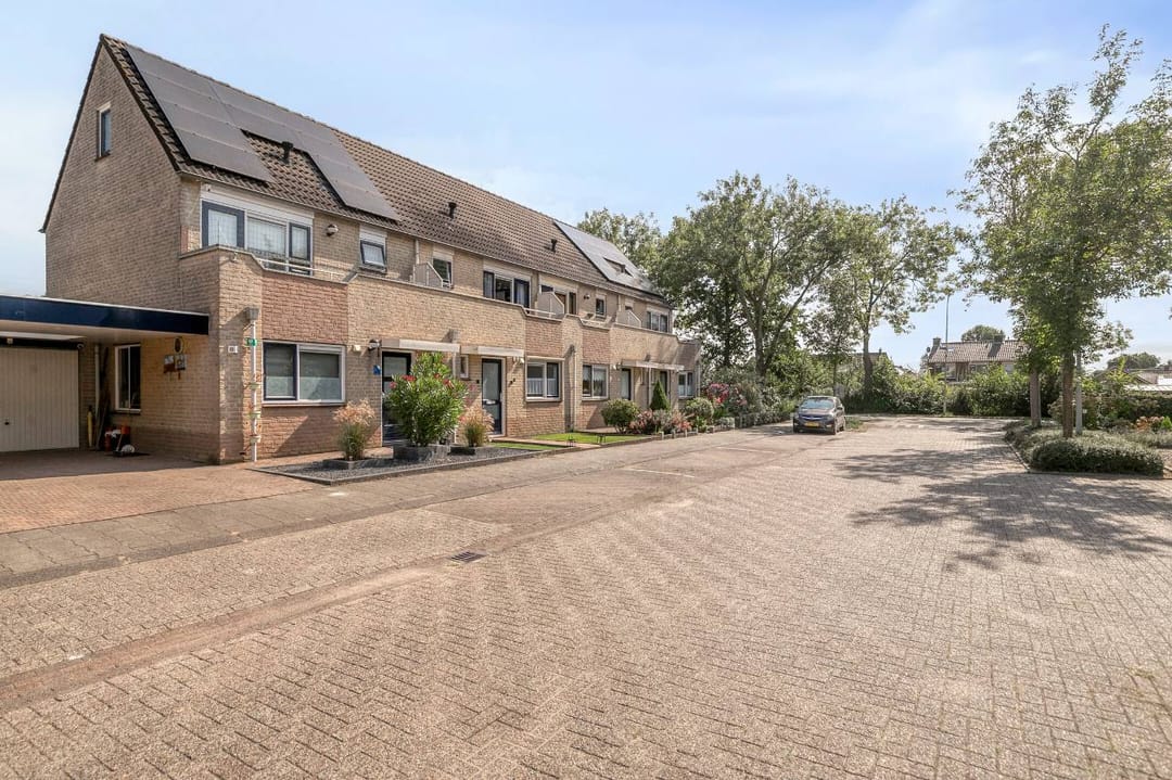 Photo 2 of Donkerbos 6